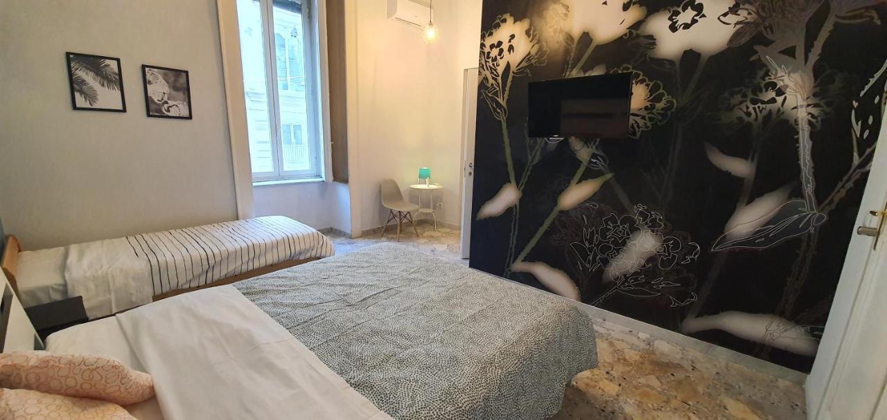Sofia Rooms เนเปิลส์ ภายนอก รูปภาพ