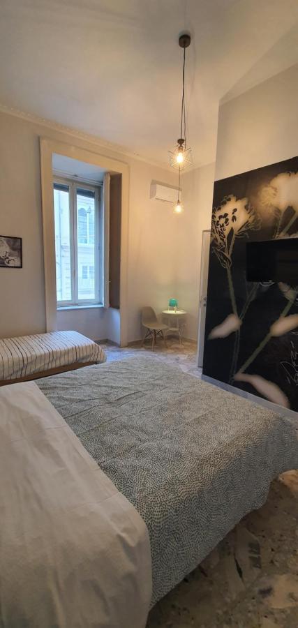 Sofia Rooms เนเปิลส์ ภายนอก รูปภาพ