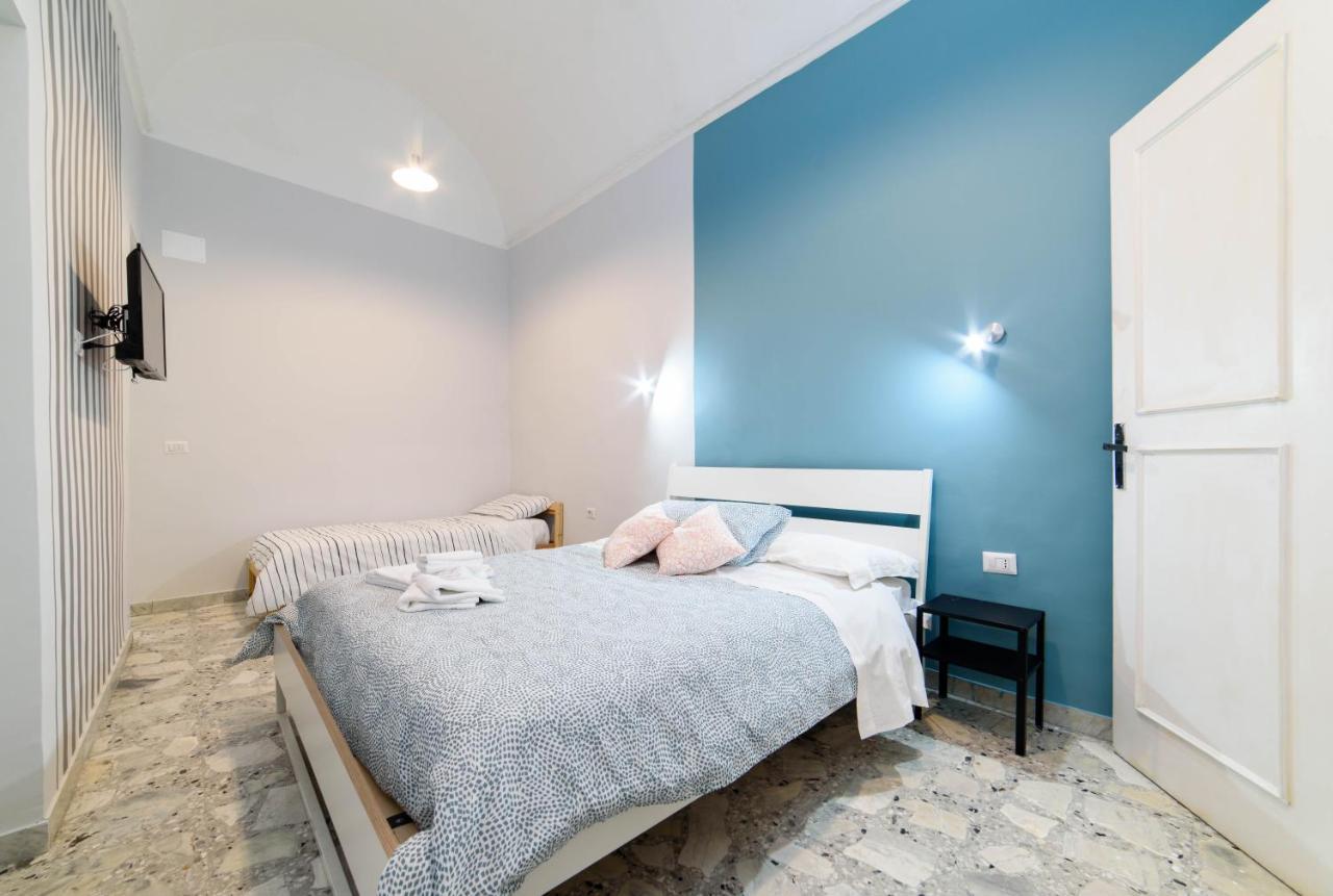 Sofia Rooms เนเปิลส์ ภายนอก รูปภาพ