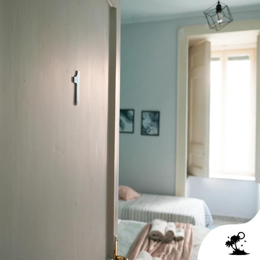 Sofia Rooms เนเปิลส์ ภายนอก รูปภาพ